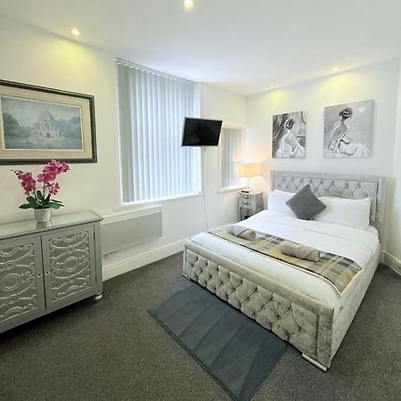Large Luxury Apartment Блекпул Екстериор снимка